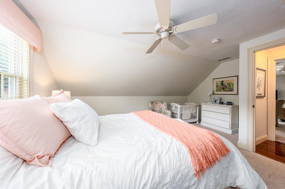 5 Pine Street Sandwich MA 02563