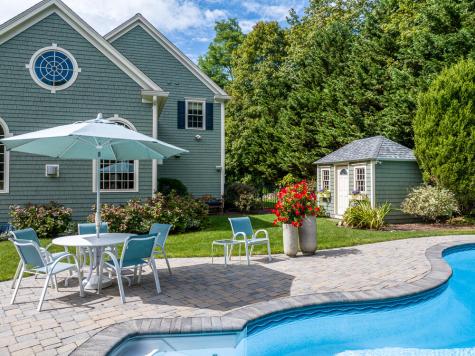 5 Pine Street Sandwich MA 02563