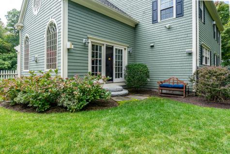 5 Pine Street Sandwich MA 02563