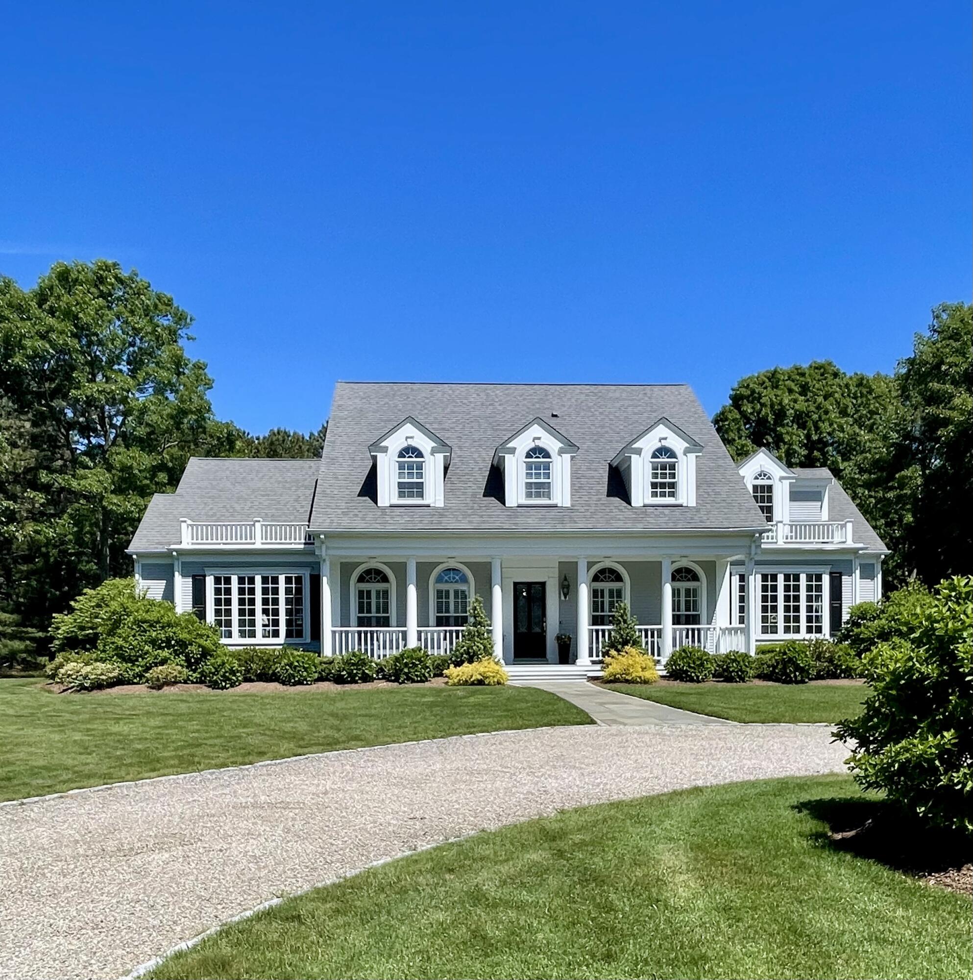 34 Farm Valley Road Osterville MA 02655