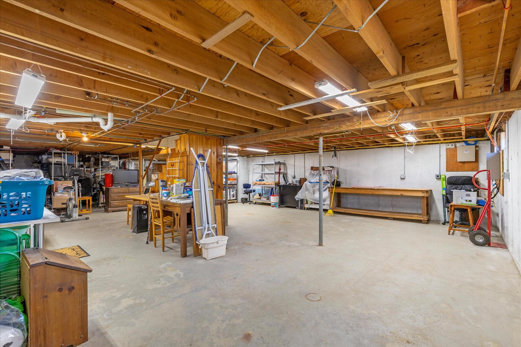 8 Captain Percival Road Yarmouth MA 02664