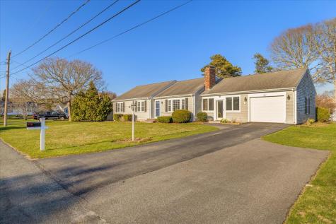 8 Captain Percival Road Yarmouth MA 02664