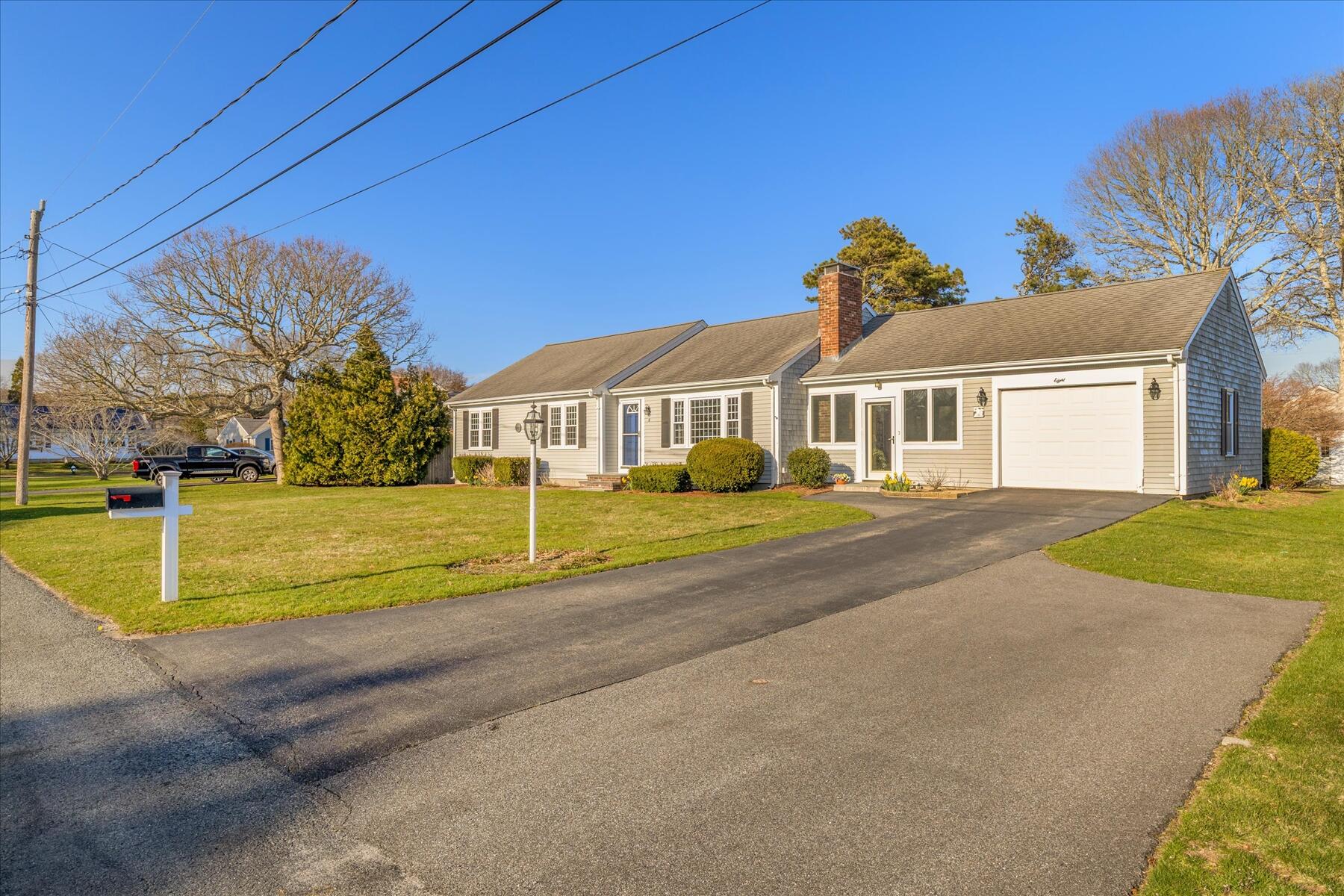 8 Captain Percival Road Yarmouth MA 02664