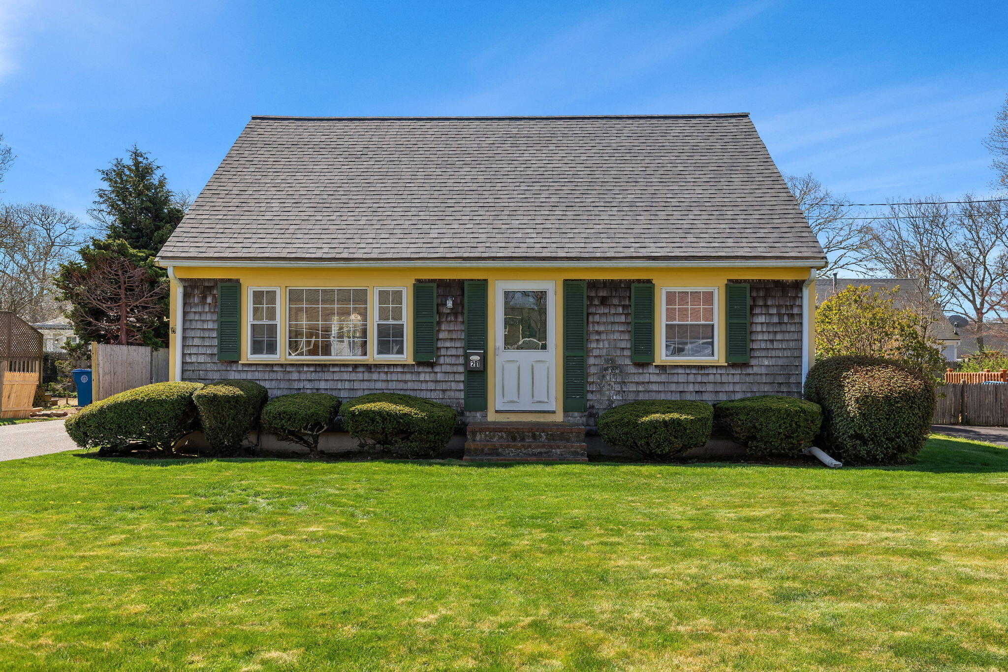 21 Harrington Street Falmouth MA 02536