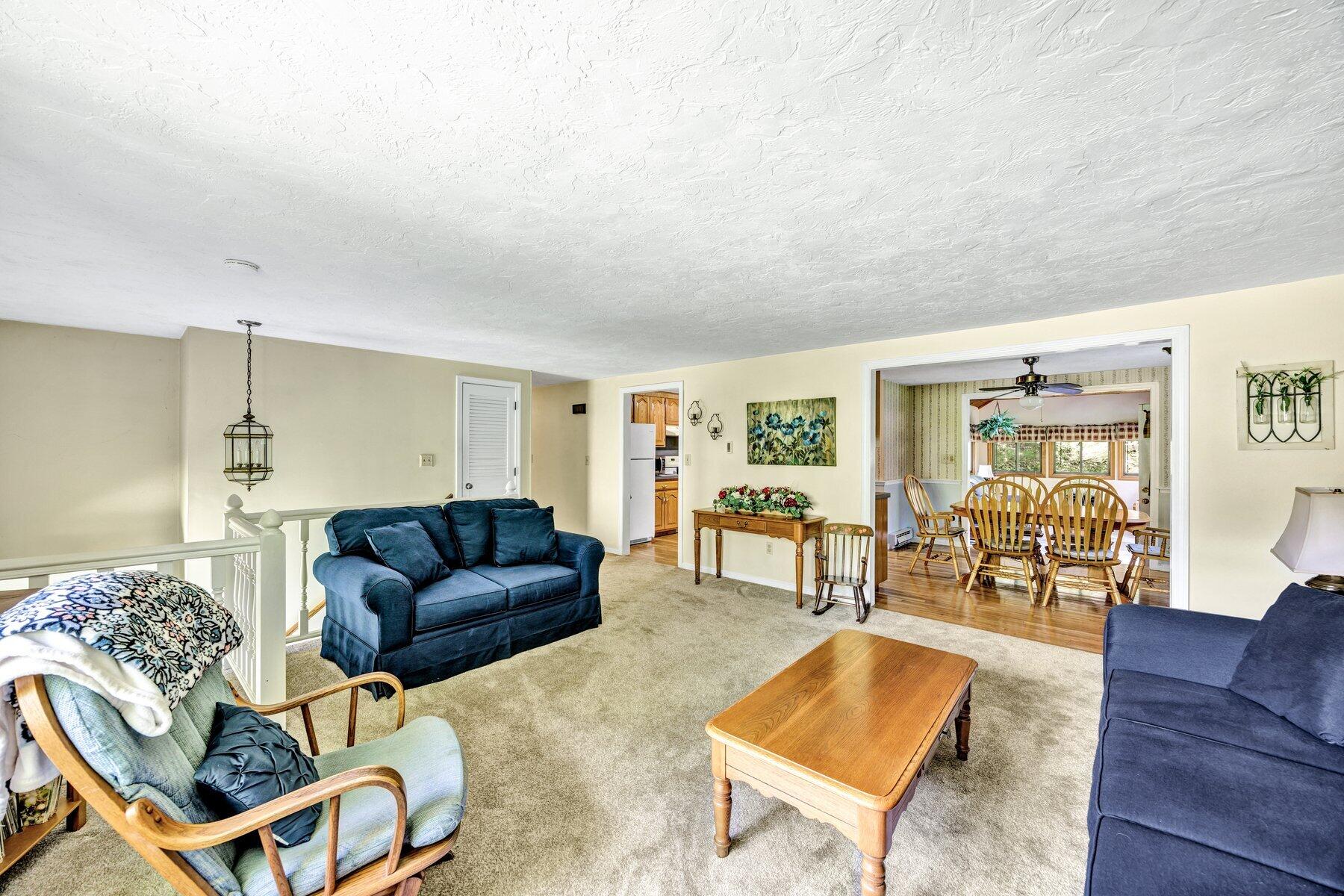 6 Woodvale Avenue Plymouth MA 02360