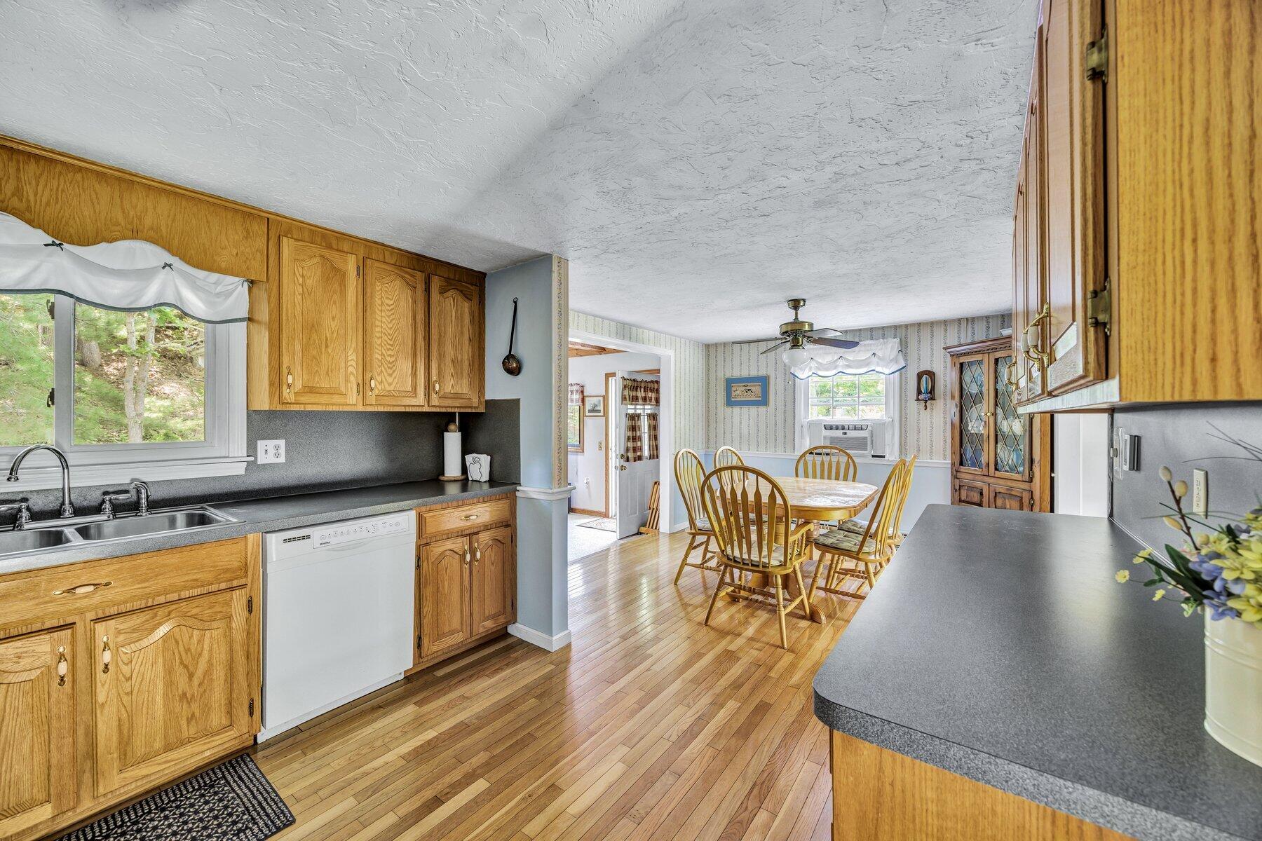 6 Woodvale Avenue Plymouth MA 02360