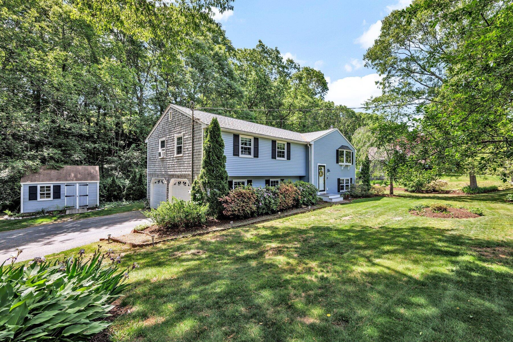 6 Woodvale Avenue Plymouth MA 02360