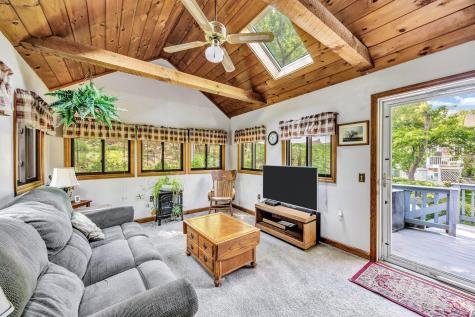 6 Woodvale Avenue Plymouth MA 02360