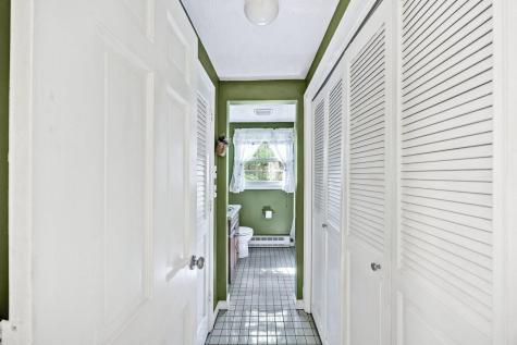 6 Woodvale Avenue Plymouth MA 02360
