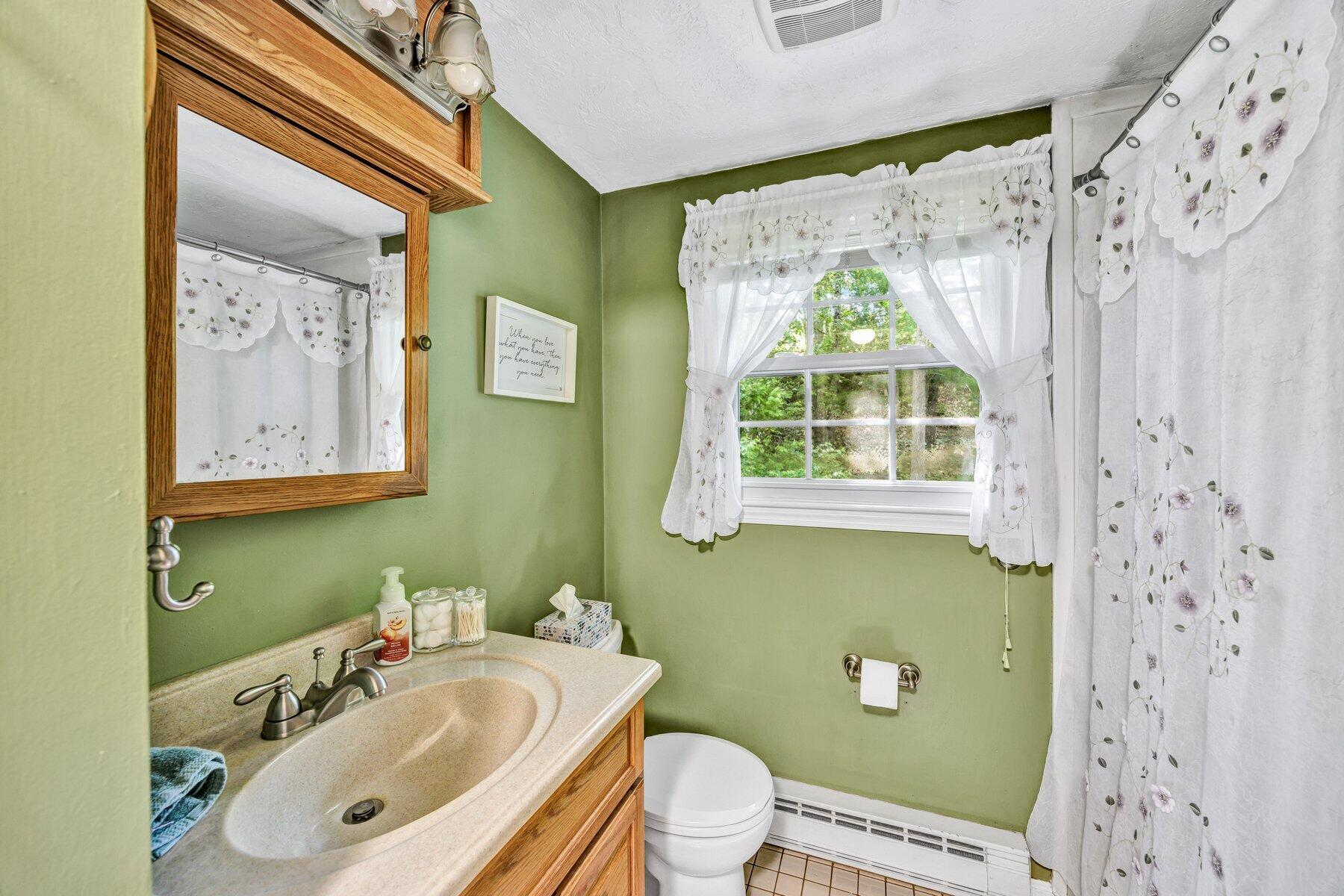 6 Woodvale Avenue Plymouth MA 02360