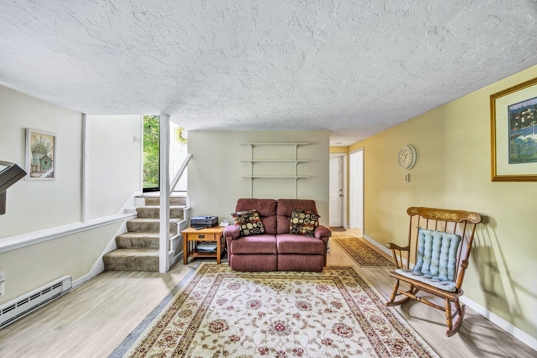6 Woodvale Avenue Plymouth MA 02360
