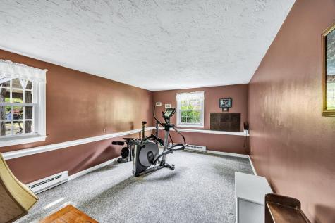6 Woodvale Avenue Plymouth MA 02360