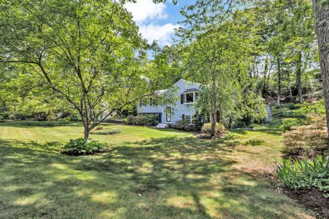 6 Woodvale Avenue Plymouth MA 02360