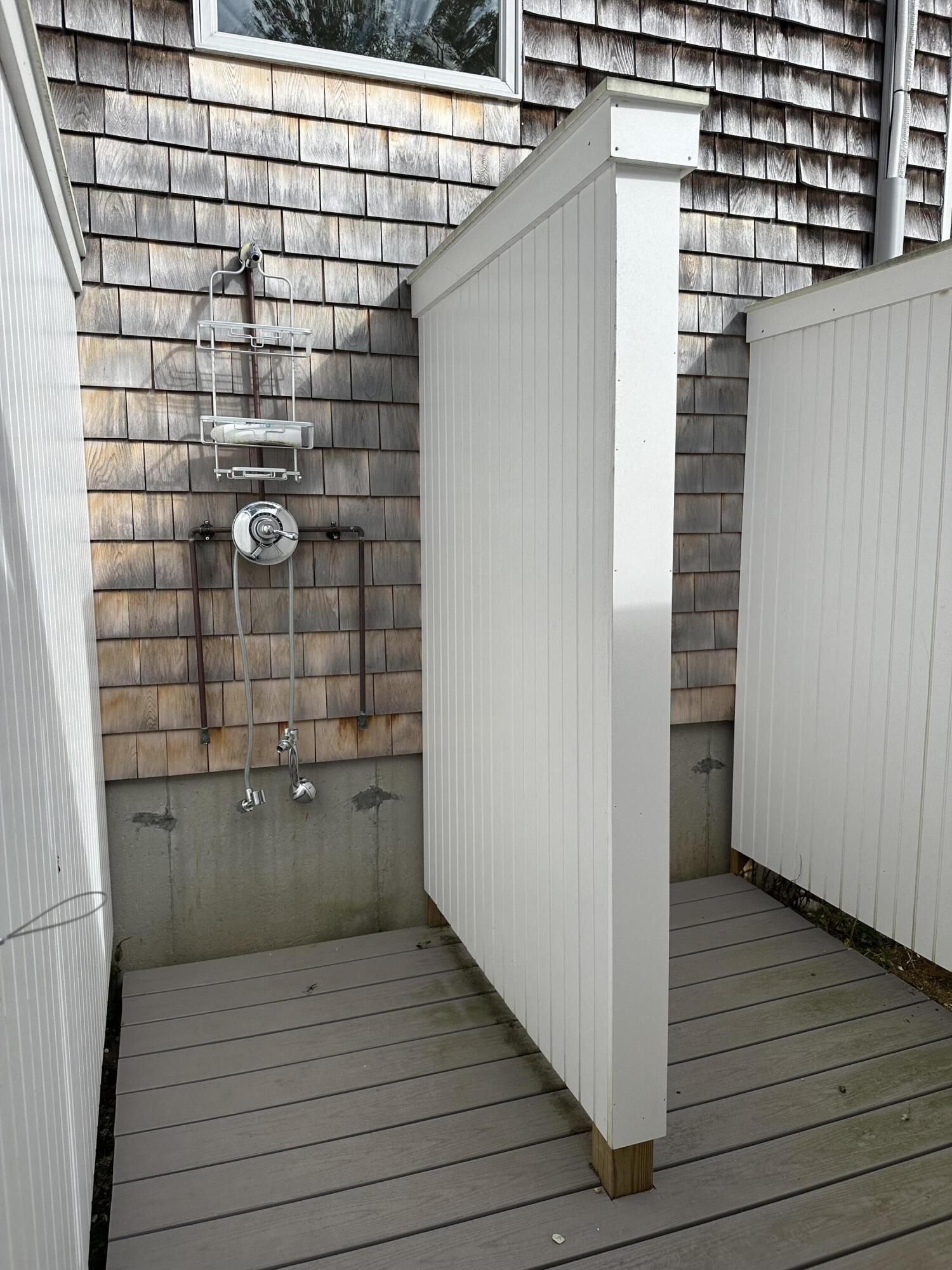 42 Hanson Circle Falmouth MA 02536