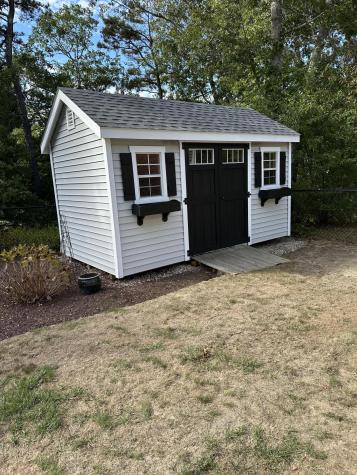 42 Hanson Circle Falmouth MA 02536