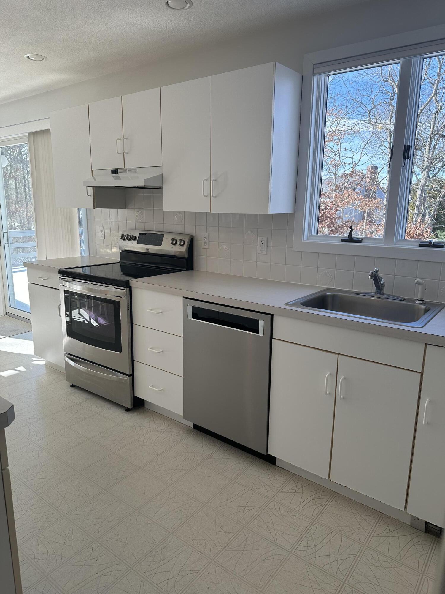 42 Hanson Circle Falmouth MA 02536