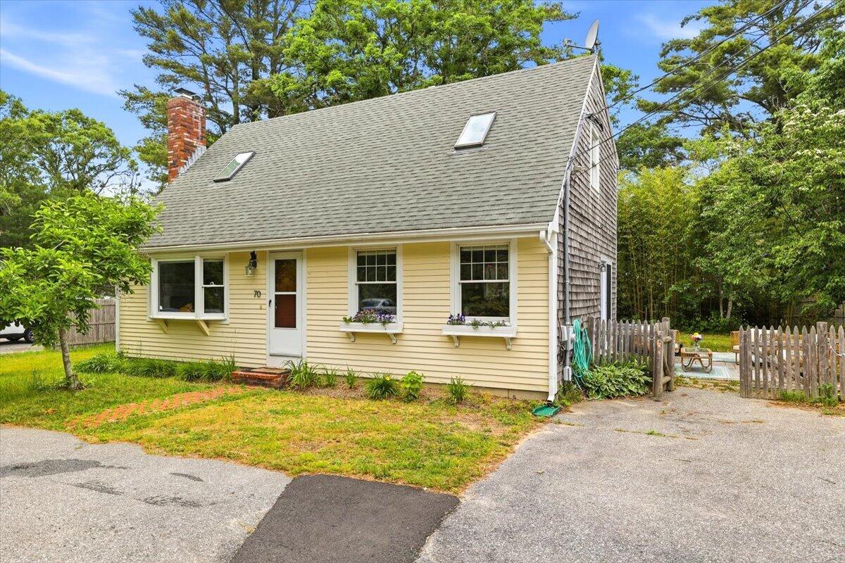 70 Quinaquisset Avenue Mashpee MA 02649