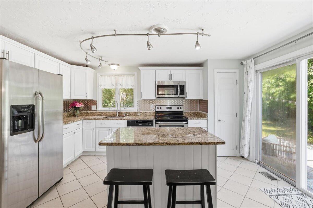 70 Quinaquisset Avenue Mashpee MA 02649