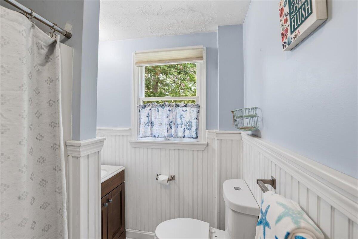 70 Quinaquisset Avenue Mashpee MA 02649
