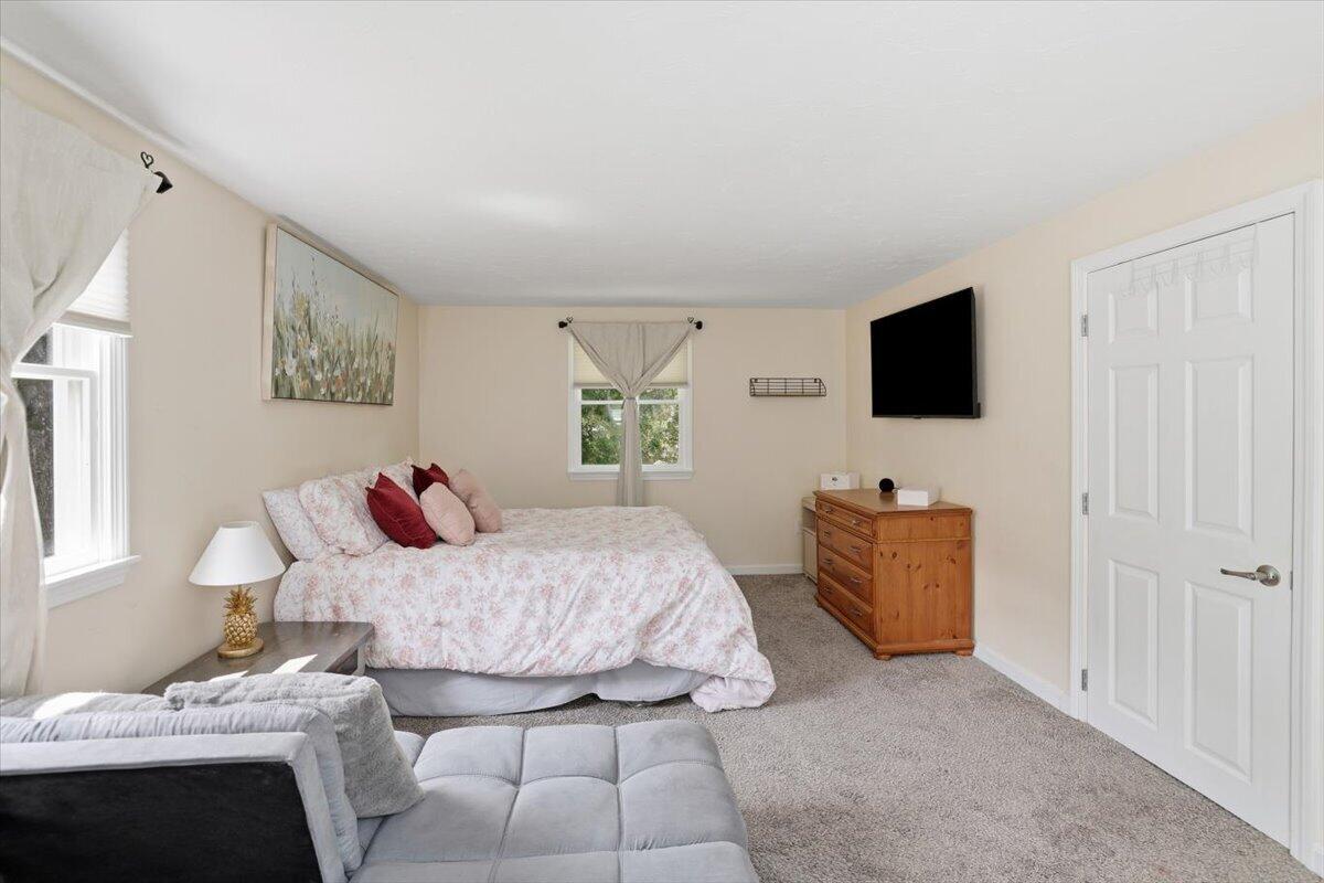 70 Quinaquisset Avenue Mashpee MA 02649