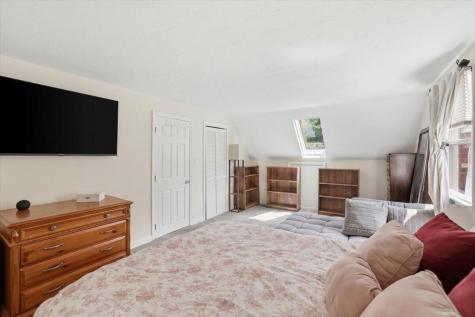 70 Quinaquisset Avenue Mashpee MA 02649