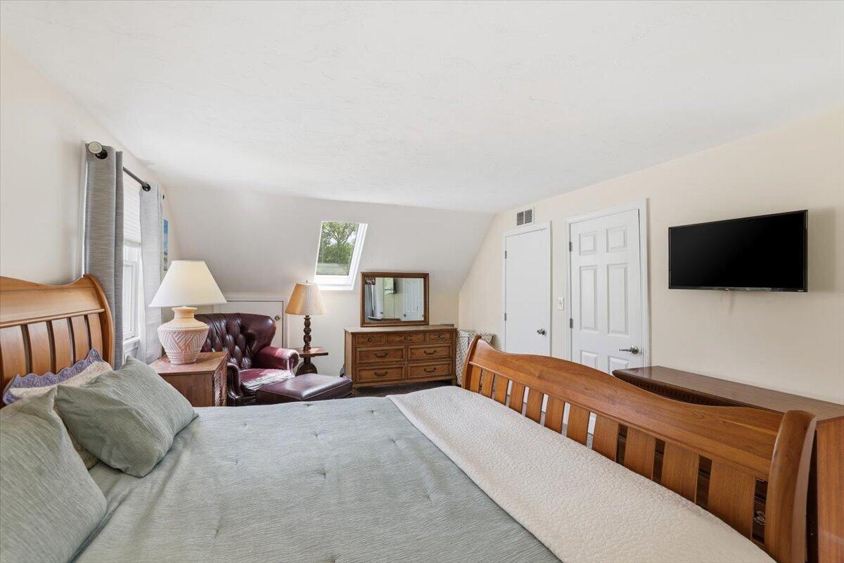 70 Quinaquisset Avenue Mashpee MA 02649