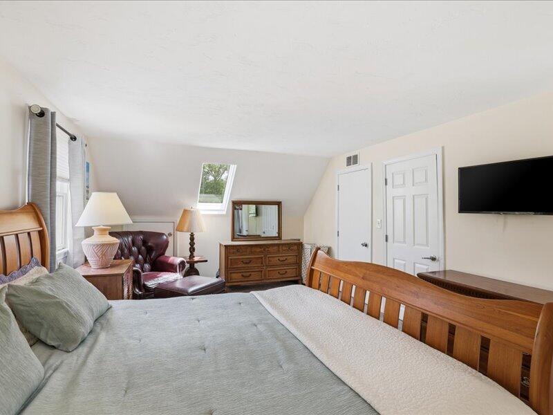 70 Quinaquisset Avenue Mashpee MA 02649