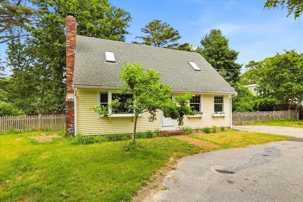70 Quinaquisset Avenue Mashpee MA 02649