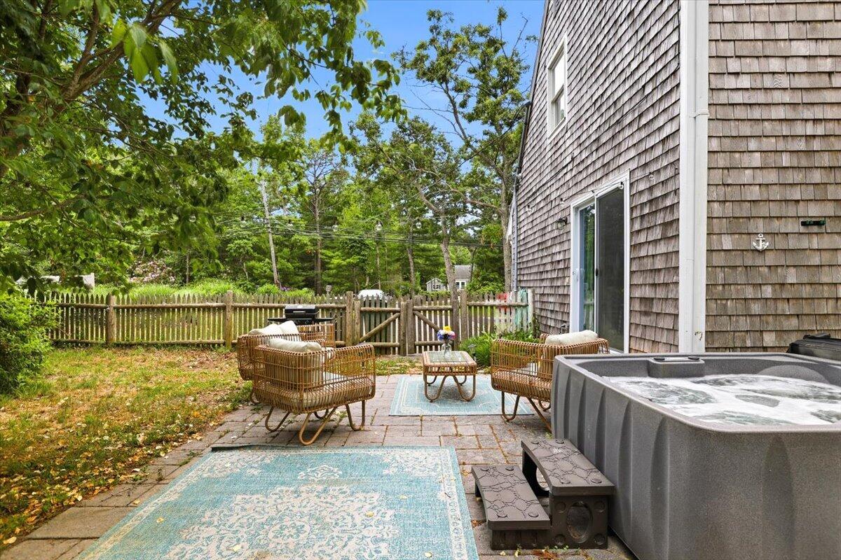 70 Quinaquisset Avenue Mashpee MA 02649