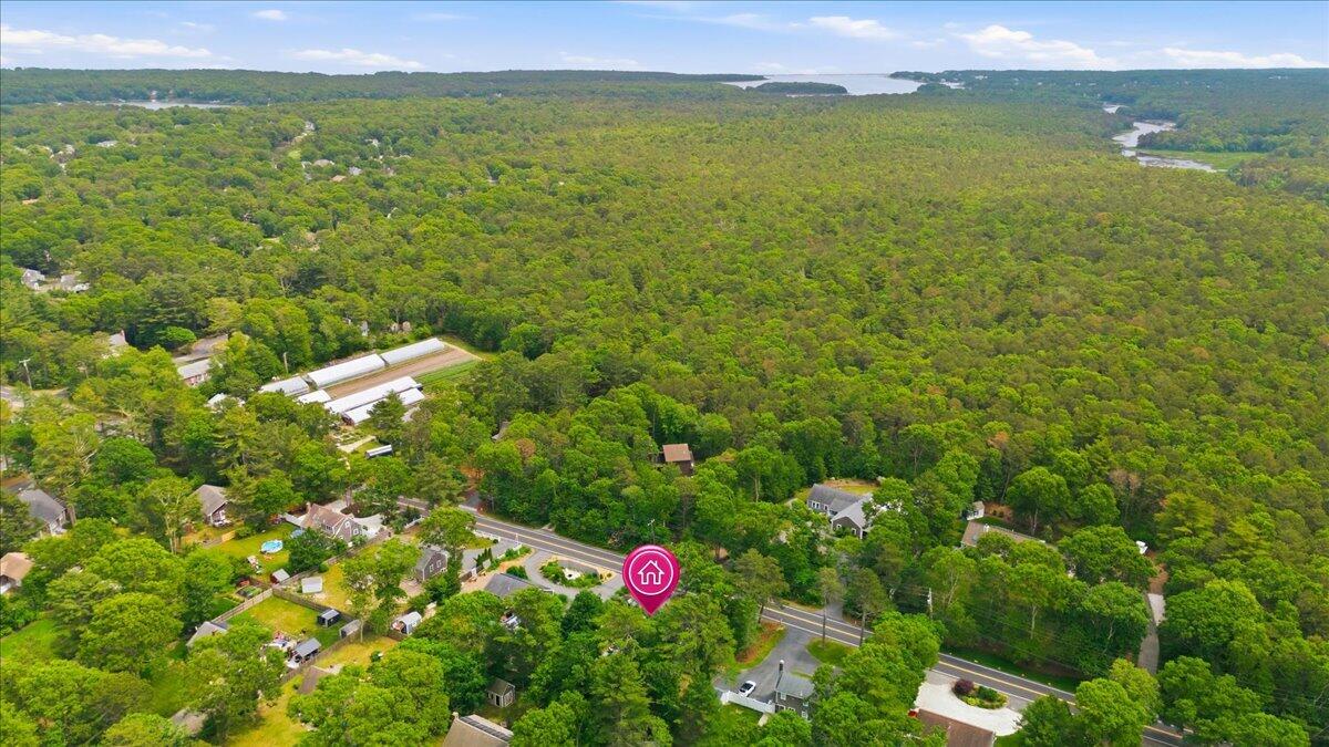 70 Quinaquisset Avenue Mashpee MA 02649