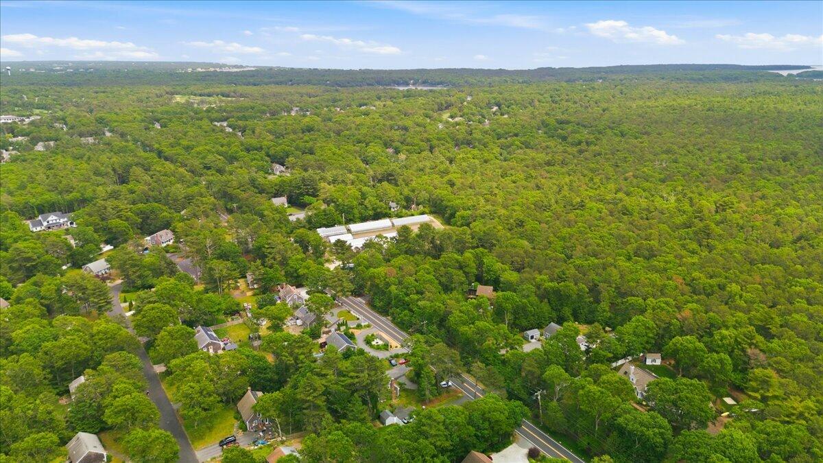 70 Quinaquisset Avenue Mashpee MA 02649