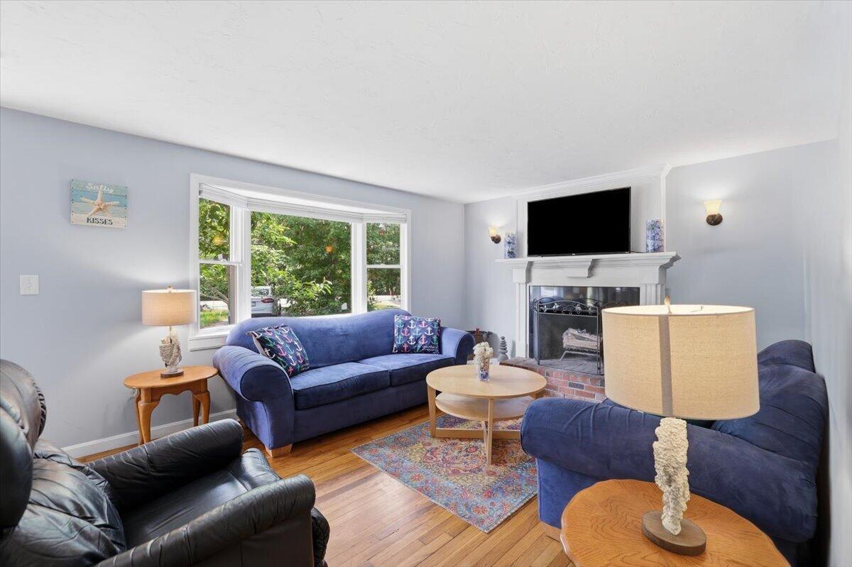 70 Quinaquisset Avenue Mashpee MA 02649