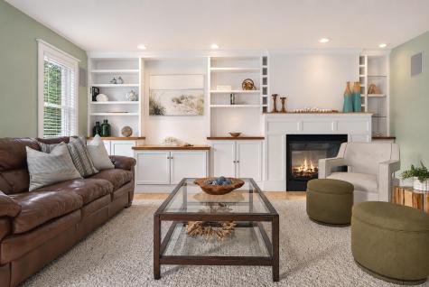 90 Log Cabin Road MA 02642