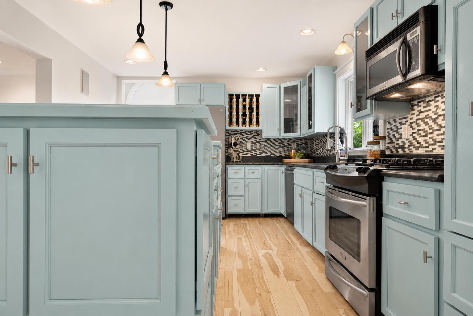 90 Log Cabin Road Eastham MA 02642