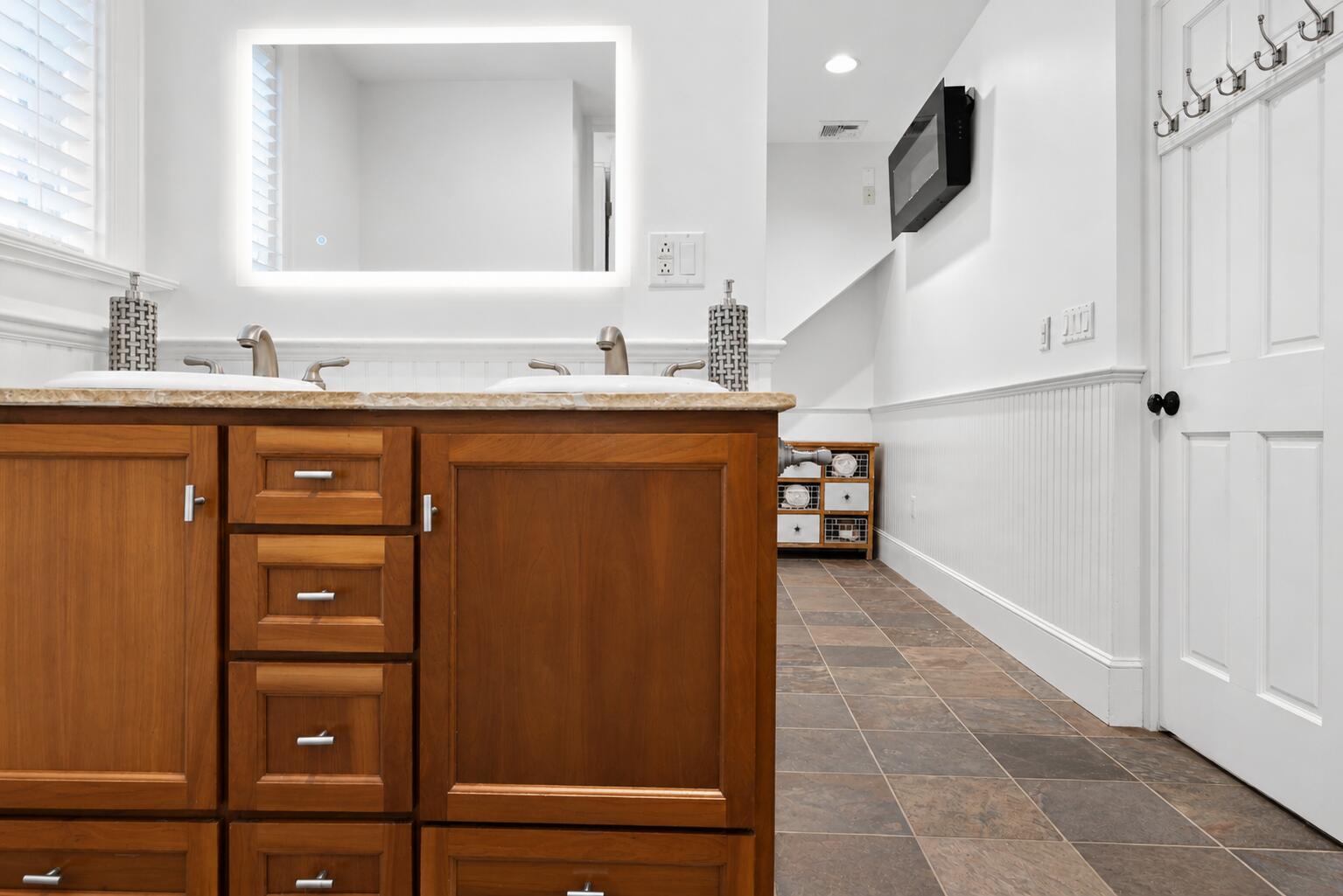 90 Log Cabin Road Eastham MA 02642