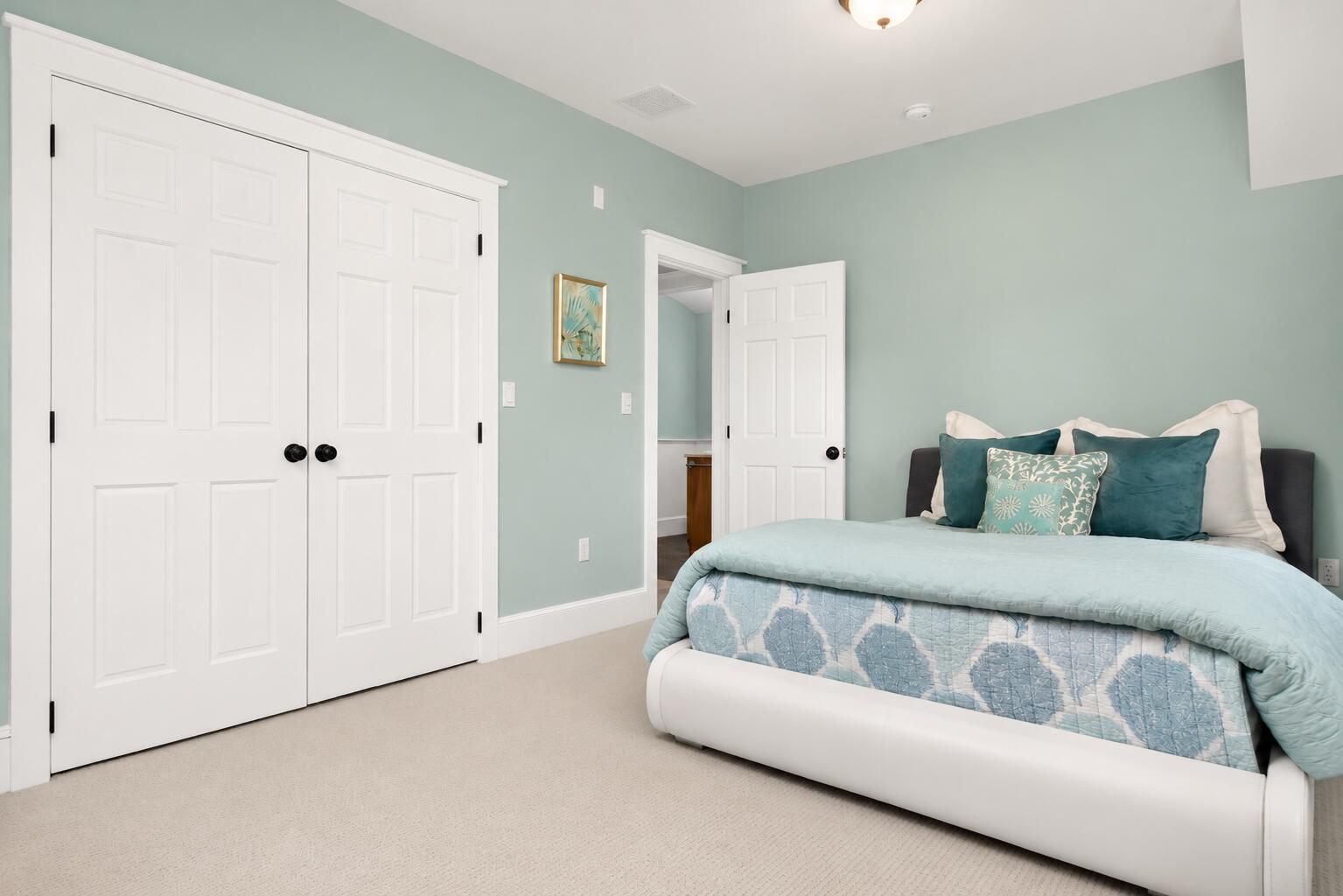 90 Log Cabin Road Eastham MA 02642
