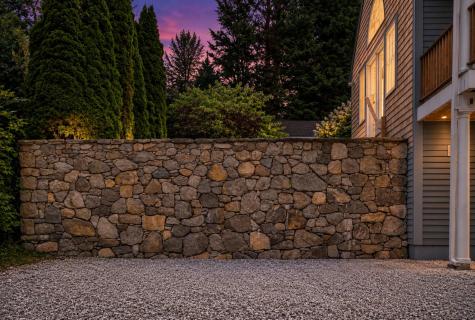 90 Log Cabin Road MA 02642