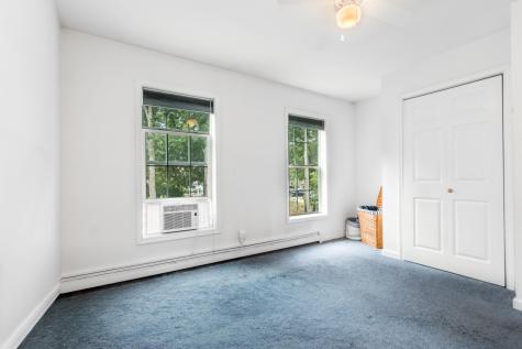 8 Hampden Road Teaticket MA 02536