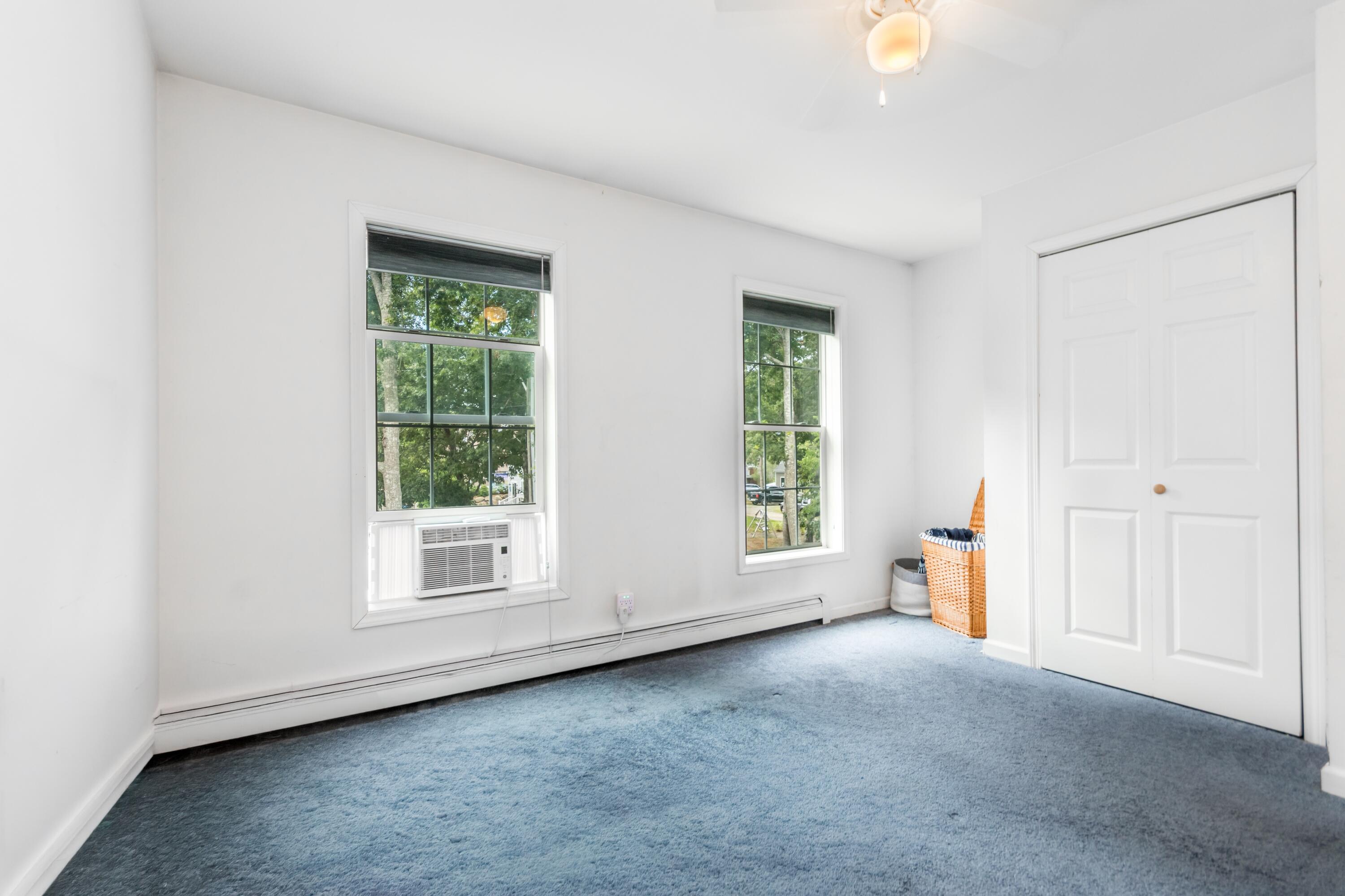8 Hampden Road Teaticket MA 02536