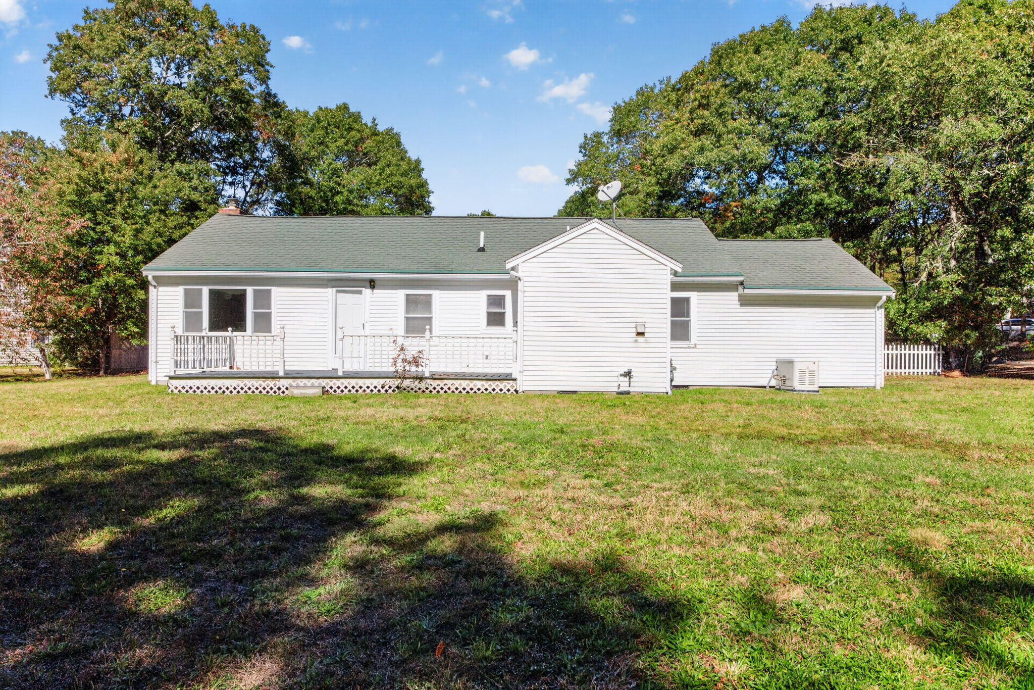 8 Spectacle Pond Drive East Falmouth MA 02536