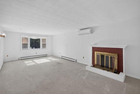 8 Spectacle Pond Drive East Falmouth MA 02536