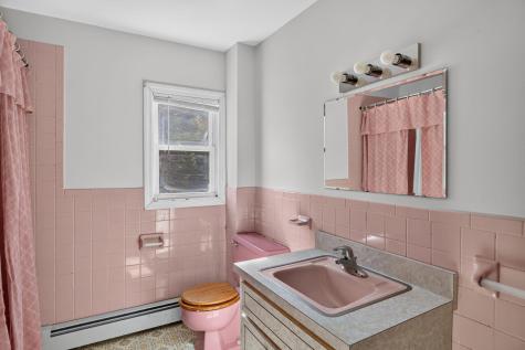 8 Spectacle Pond Drive East Falmouth MA 02536