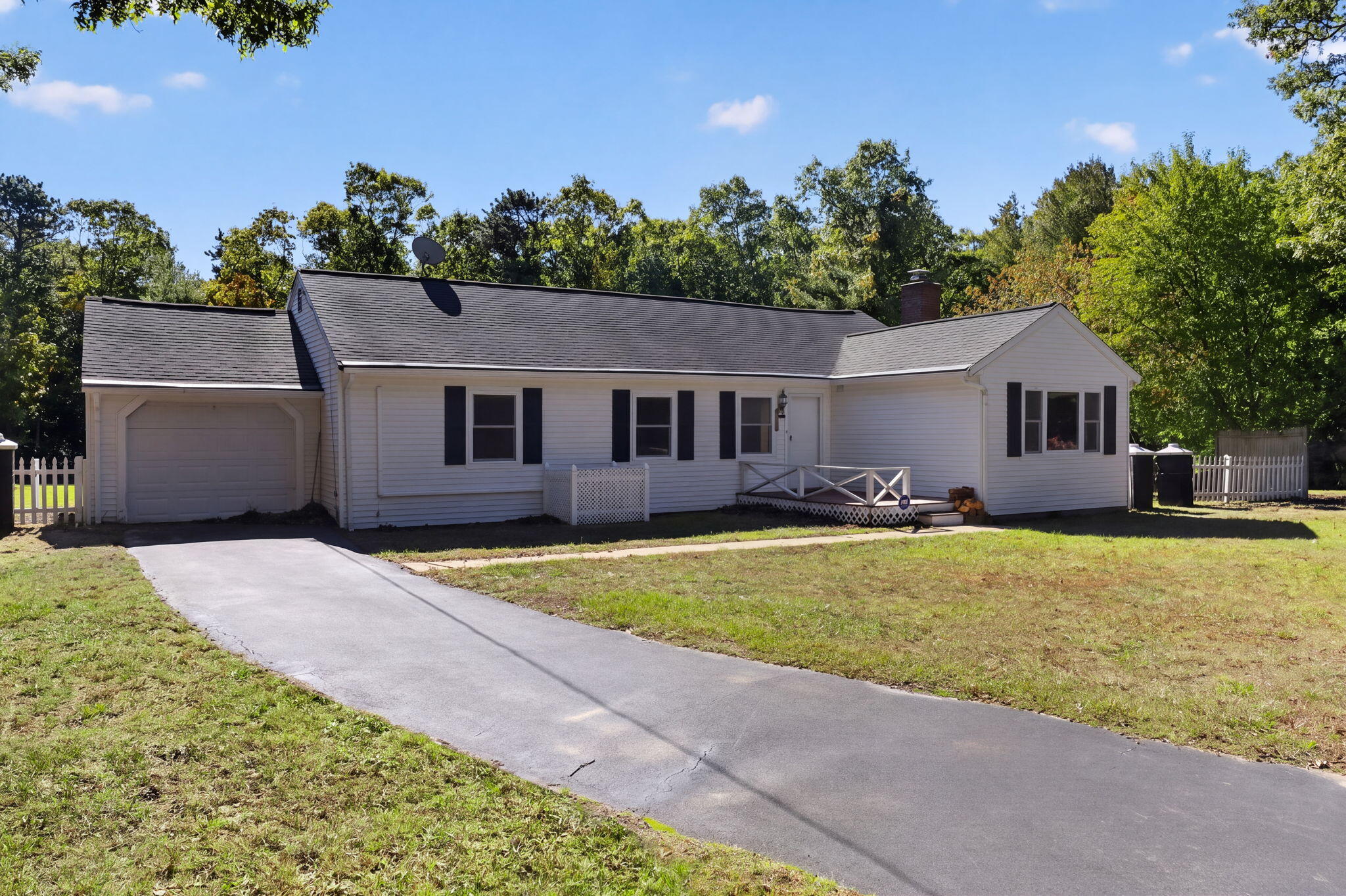 8 Spectacle Pond Drive East Falmouth MA 02536