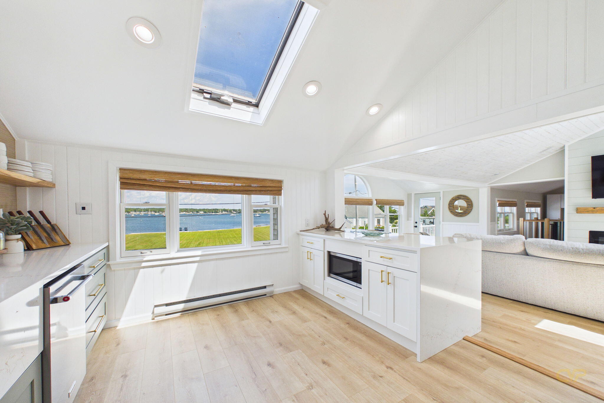 16 Shoreview Avenue Mattapoisett MA 02739