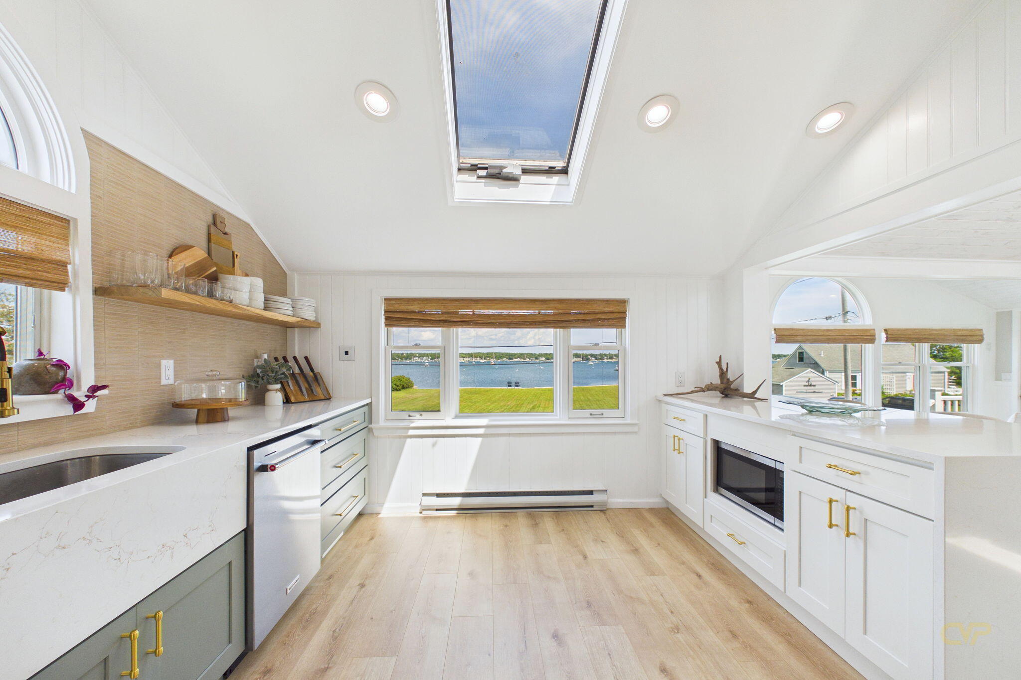 16 Shoreview Avenue Mattapoisett MA 02739