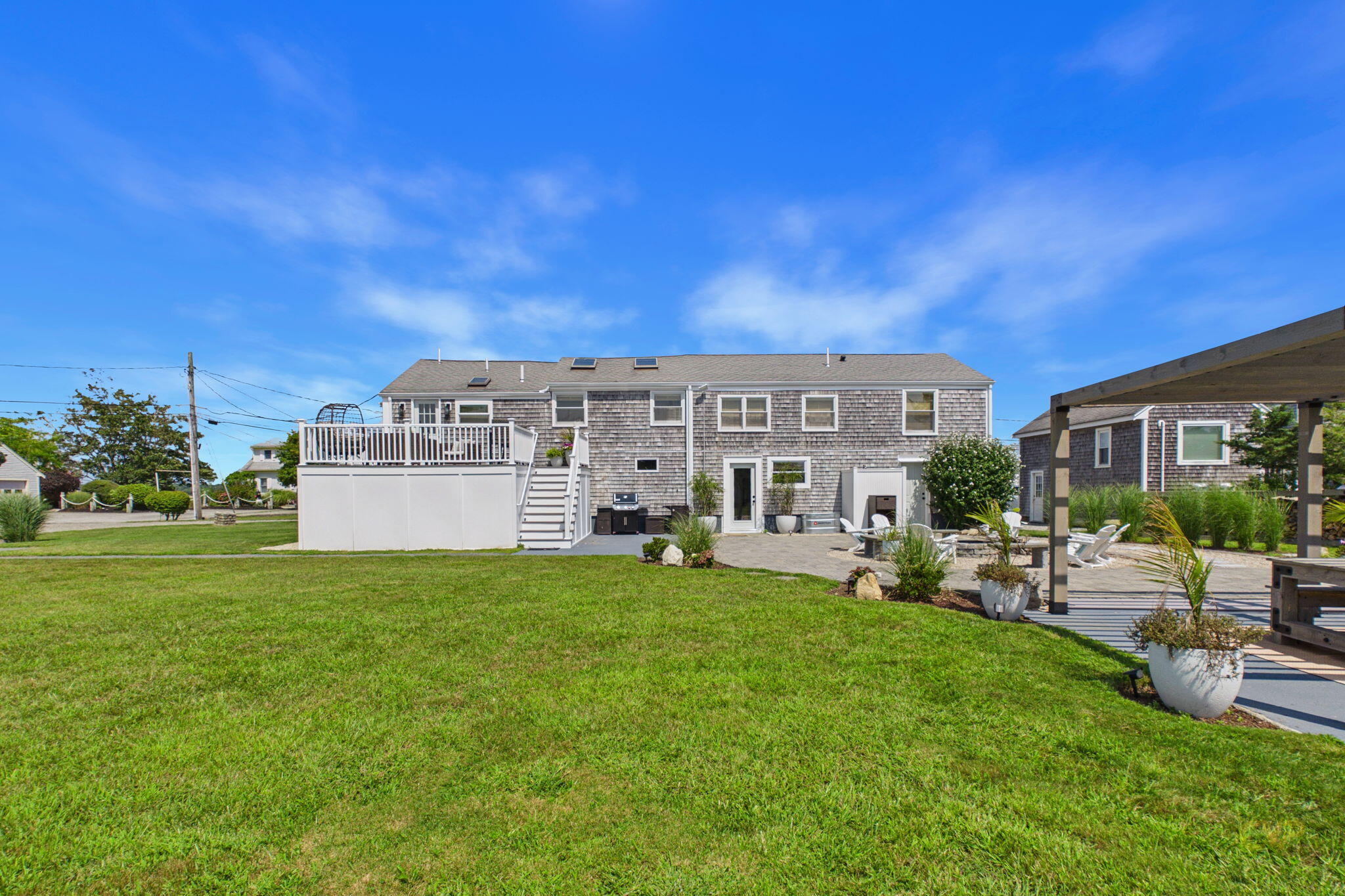 16 Shoreview Avenue Mattapoisett MA 02739