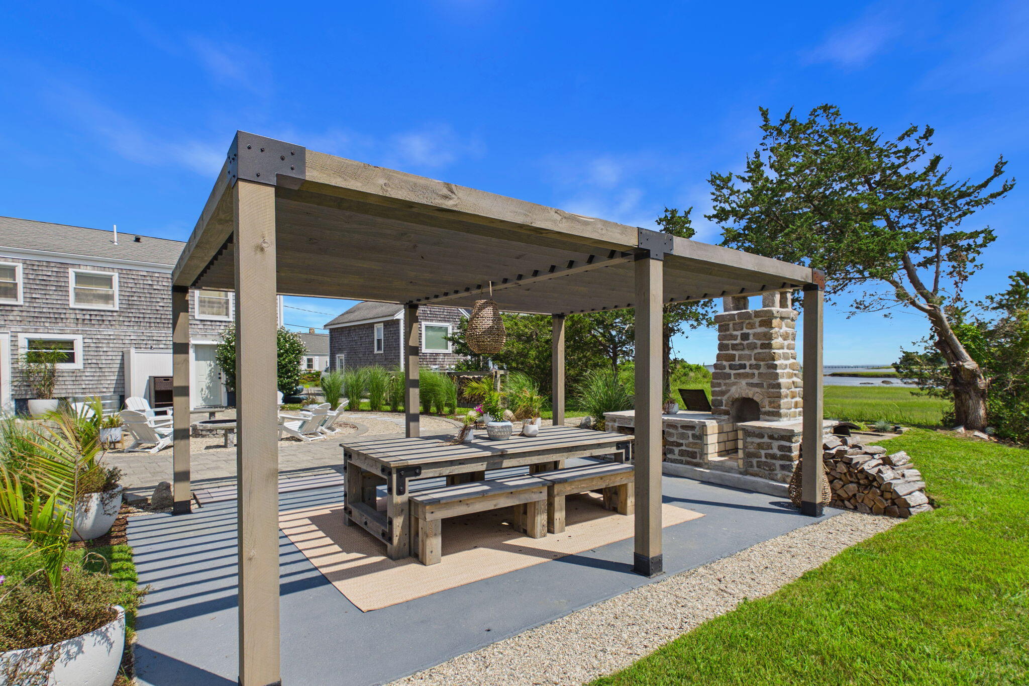 16 Shoreview Avenue Mattapoisett MA 02739
