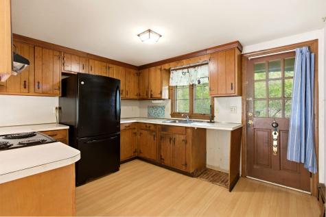93 Robbins Circle Dennis MA 02638