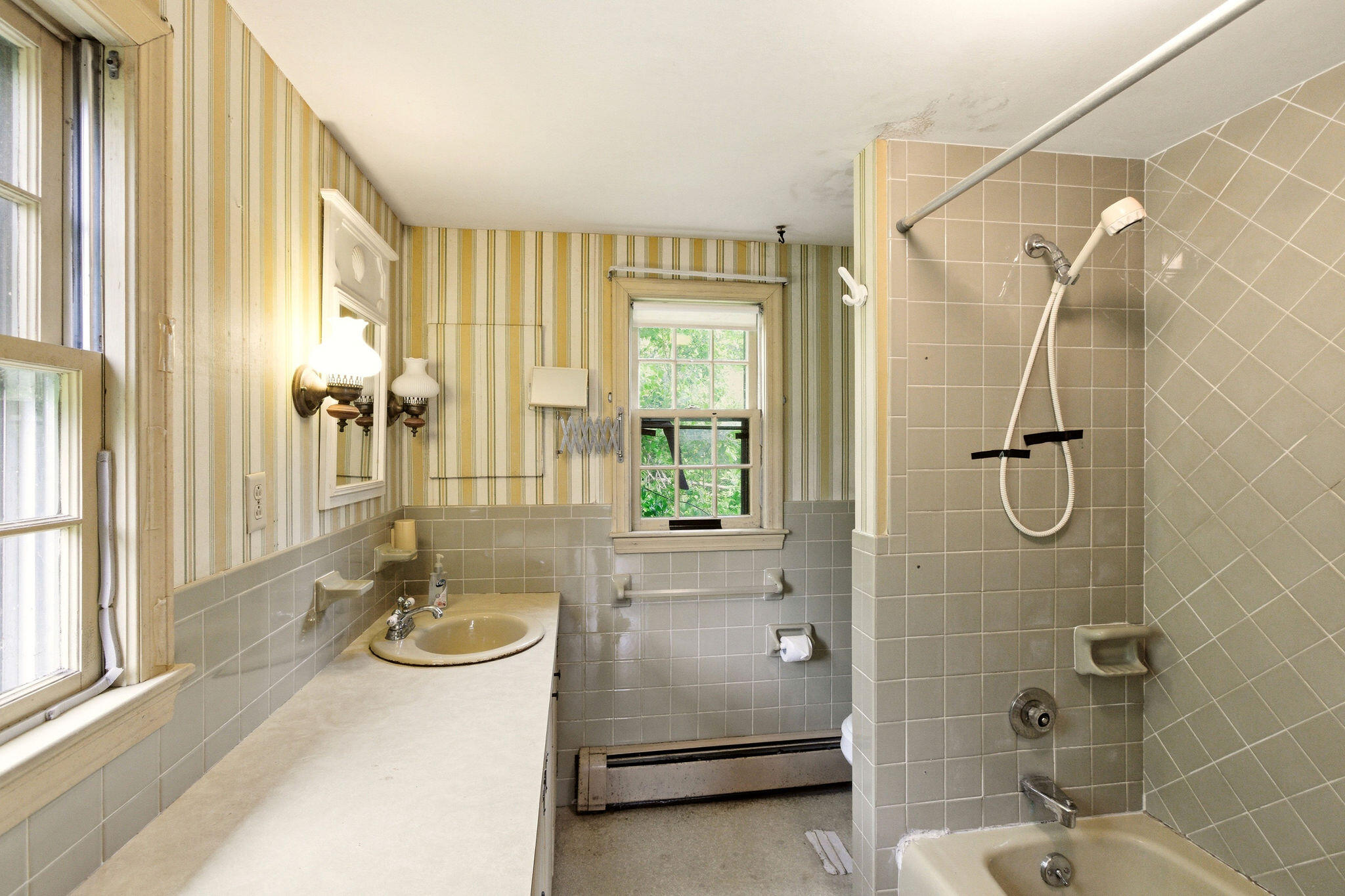 93 Robbins Circle Dennis MA 02638