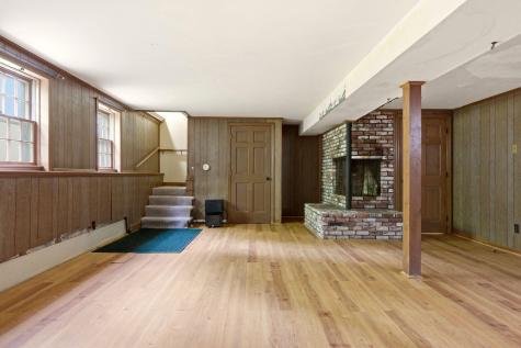 93 Robbins Circle Dennis MA 02638